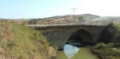Kumbağ Köprüsü